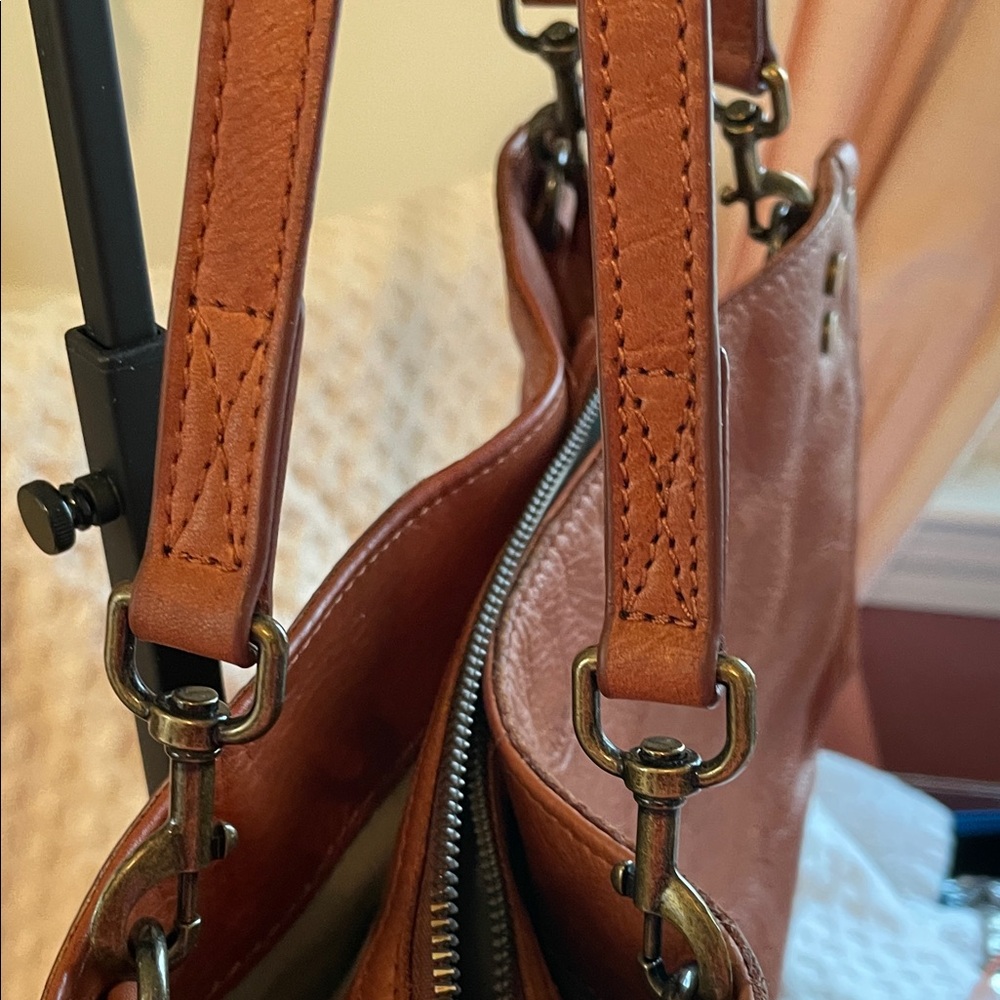 American Leather Co. Brown Shoulder Bag - Picture 4 of 16